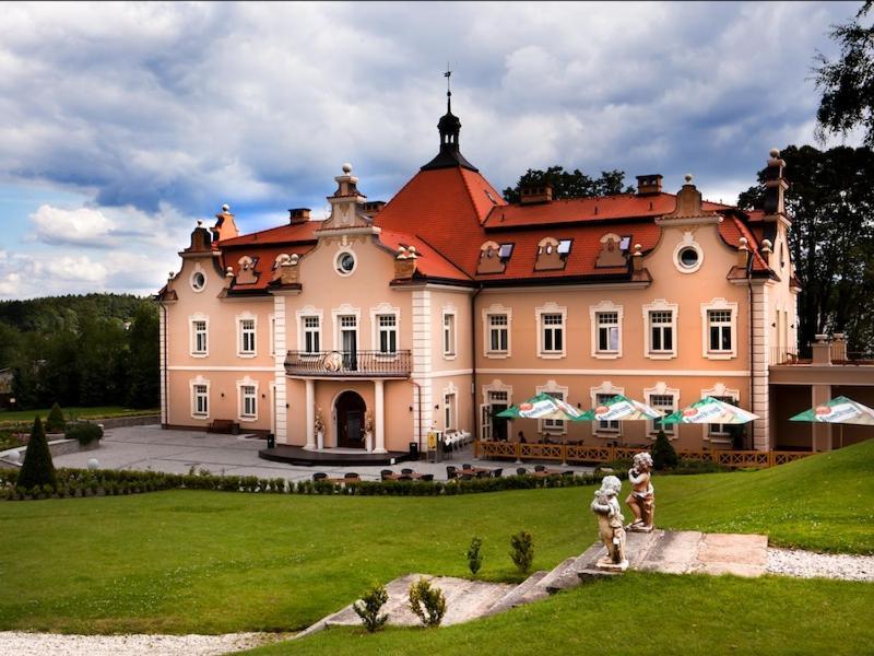 Hotel Zamek Berchtold Strančice Kültér fotó